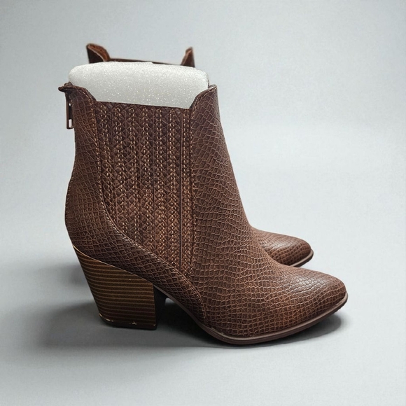 Soda Shoes - Soda Brown Textured Ankle Booties